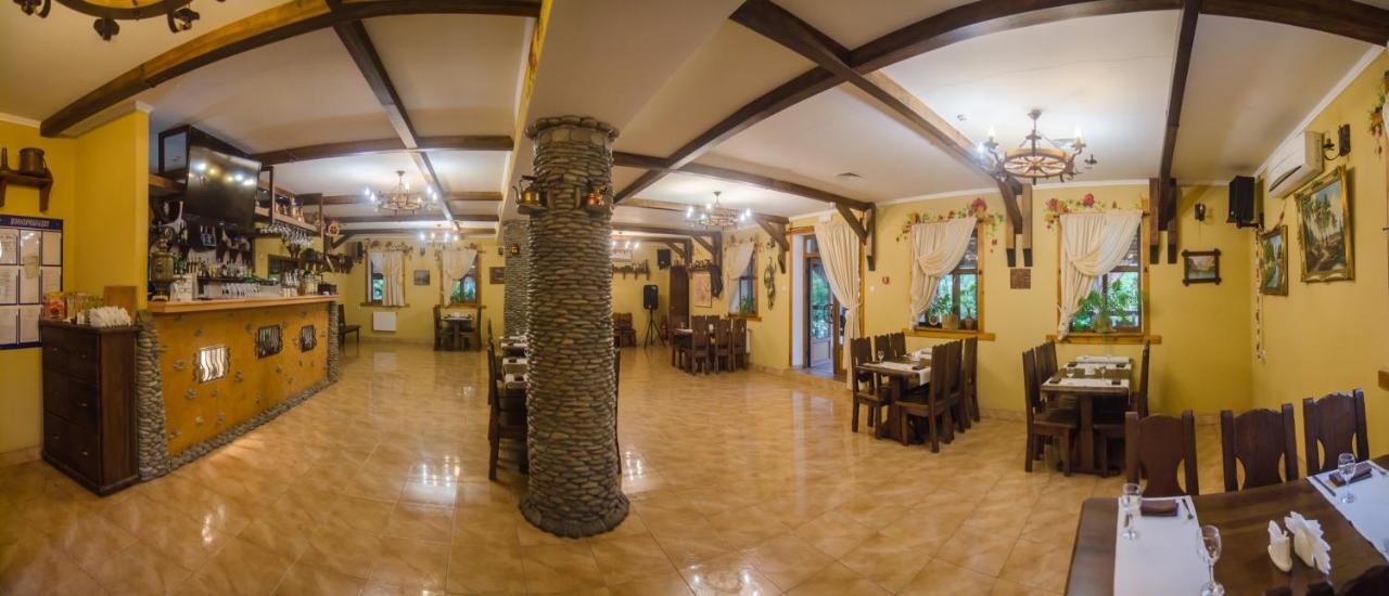 Stara Vezha Hotel Boryspil Bagian luar foto