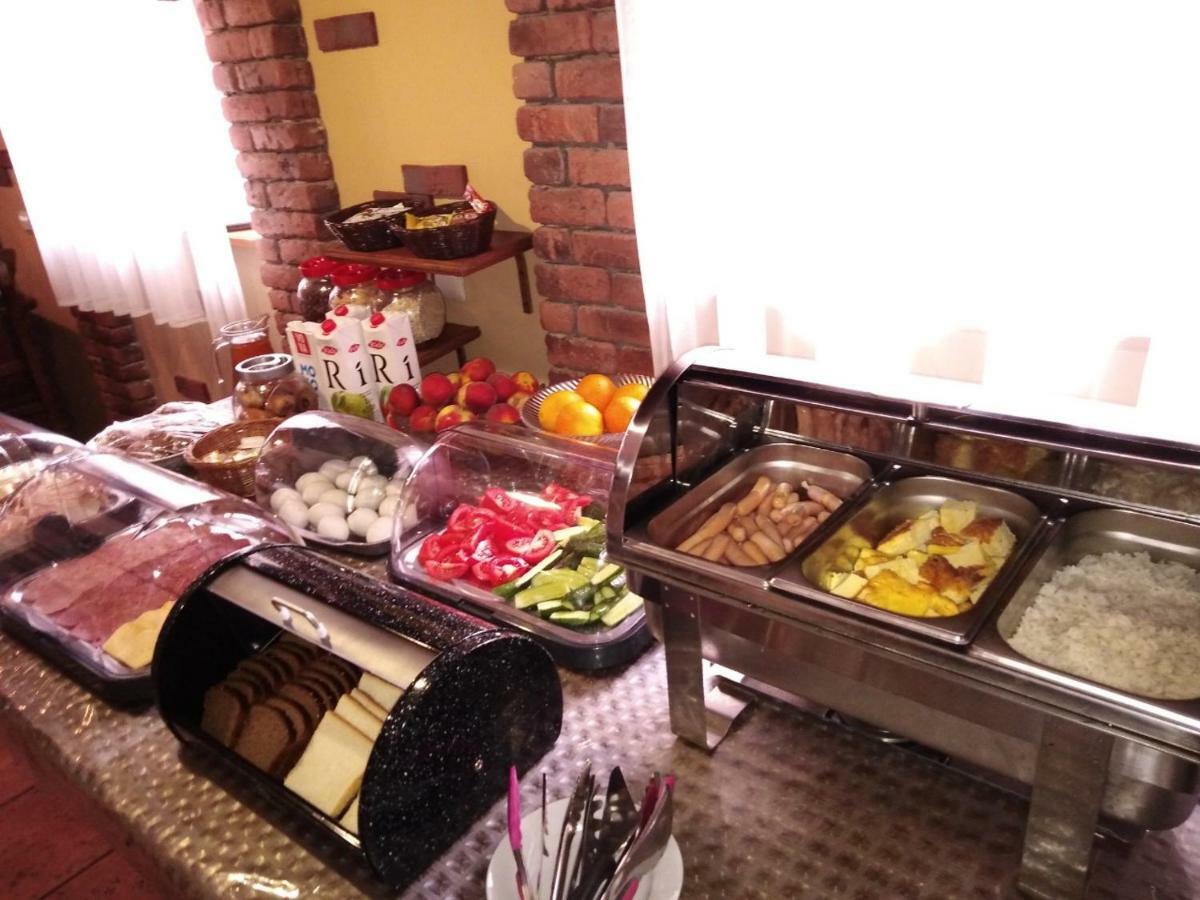 Stara Vezha Hotel Boryspil Bagian luar foto