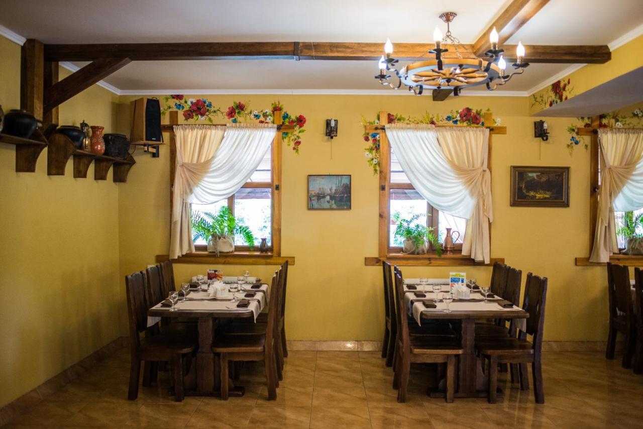 Stara Vezha Hotel Boryspil Bagian luar foto